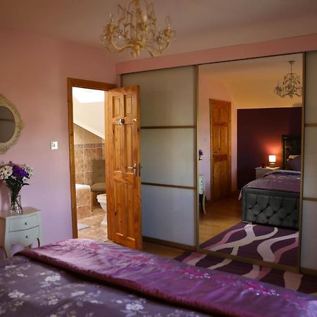 Seascape On The Edge Of Town: 4 Beds All Ensuite. Belmullet Buitenkant foto