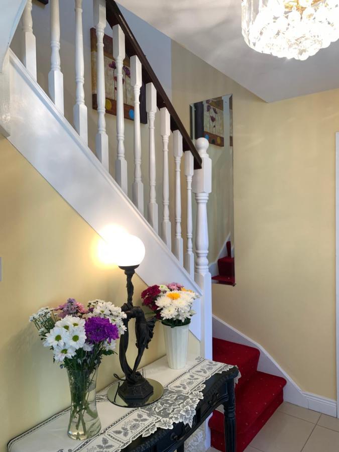 Seascape On The Edge Of Town: 4 Beds All Ensuite. Belmullet Buitenkant foto