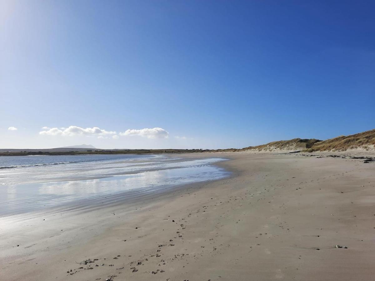 Seascape On The Edge Of Town: 4 Beds All Ensuite. Belmullet Buitenkant foto