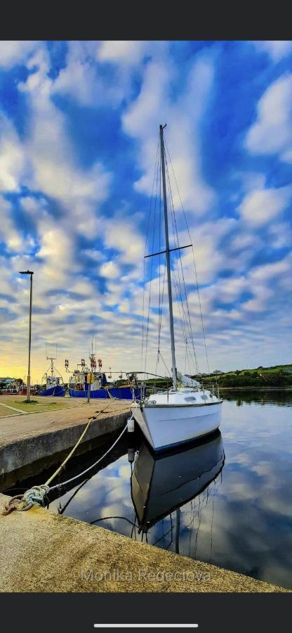 Seascape On The Edge Of Town: 4 Beds All Ensuite. Belmullet Buitenkant foto